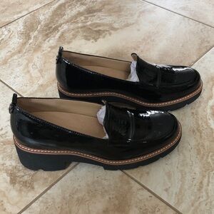 🌟NWB NATURALIZER Darry patent leather loafer size 8